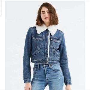 New! Levi's Styled Sherpa Trucker Crop Jacket